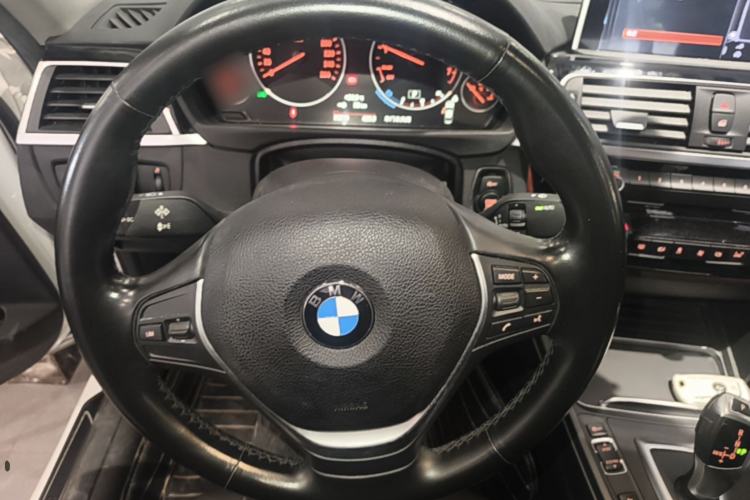 Used BMW 3 Series 2018 318i Steering Wheel