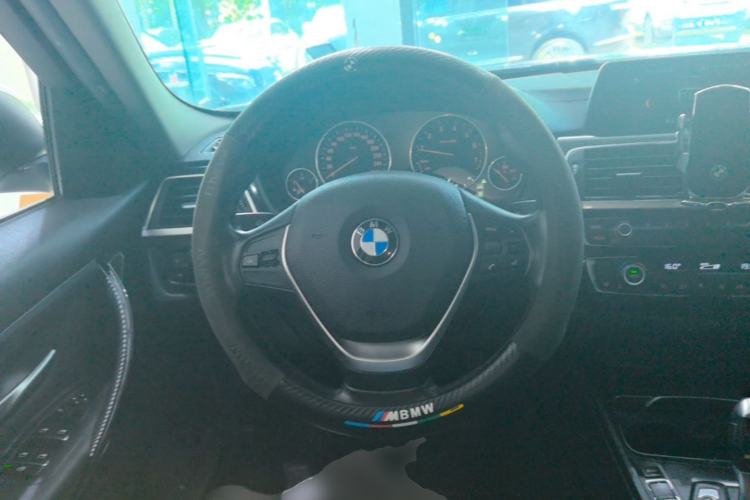 Used BMW 3 Series 2018 320Li Fashion Model Steering Wheel