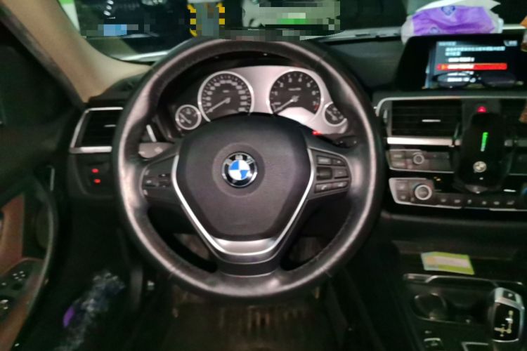 Used BMW 3 Series 2018 320Li Fashion Model Steering Wheel