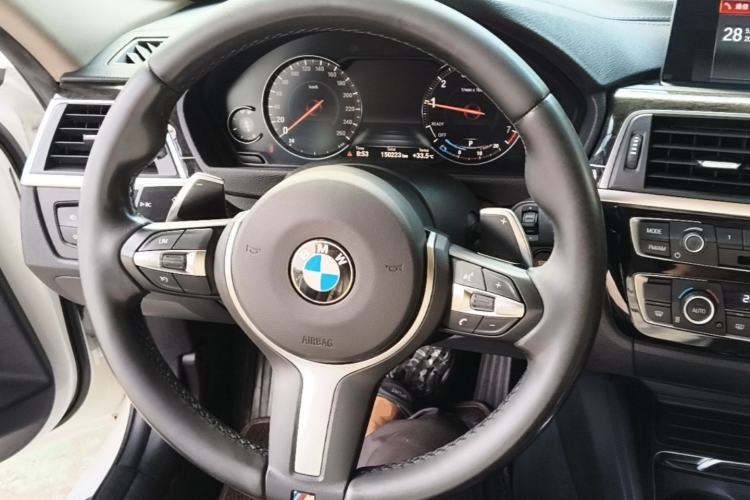 Used BMW 3 Series 2018 320Li M Sport Night Edition Steering Wheel
