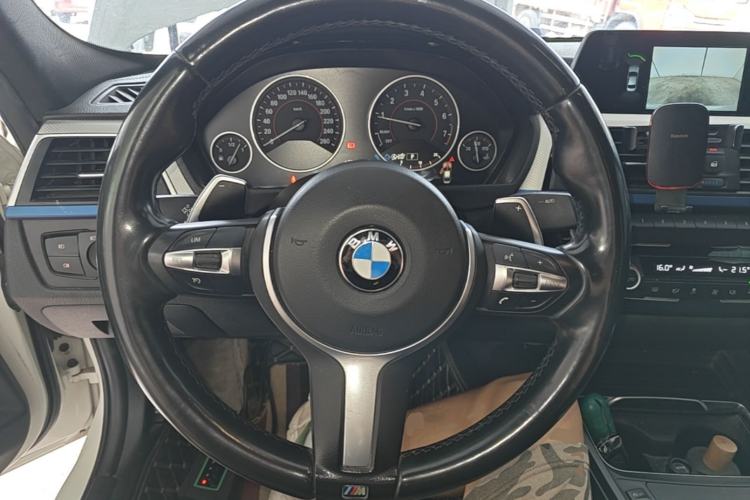 Used BMW 3 Series 2018 320i M Sport Package Steering Wheel