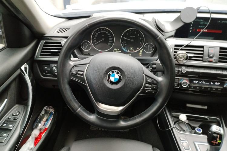 Used BMW 3 Series 2018 320Li Fashion Model Steering Wheel