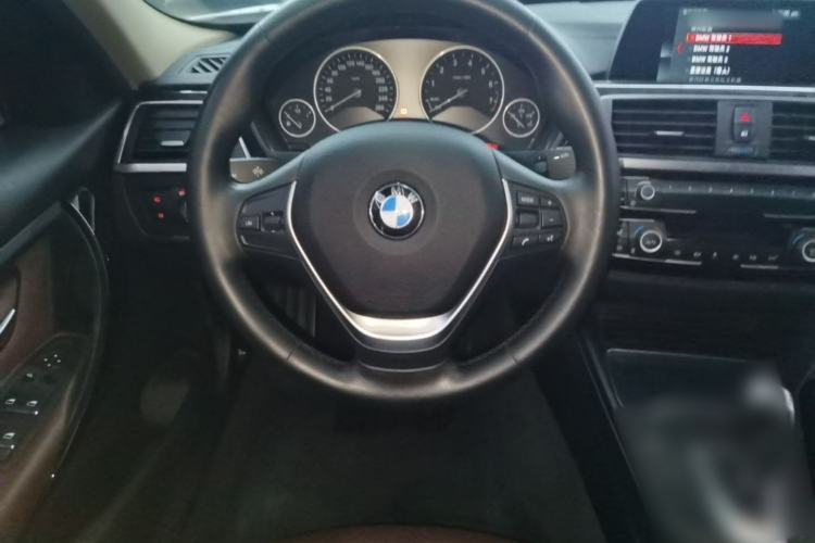 Used BMW 3 Series 2018 320Li Fashion Model Steering Wheel