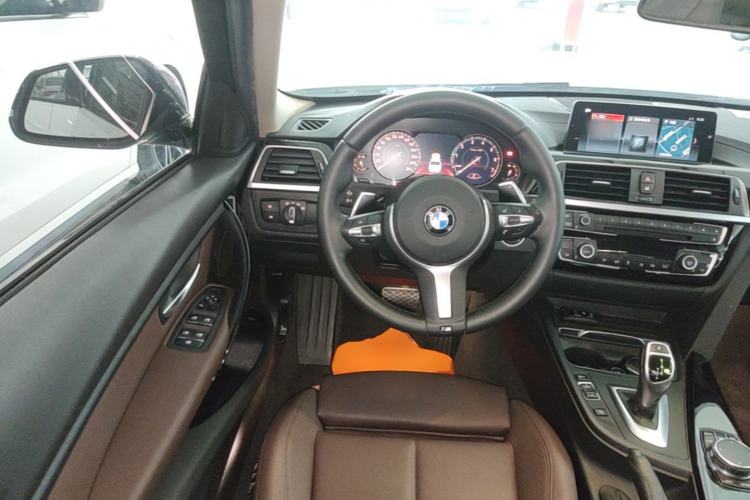 Used BMW 3 Series 2018 320Li Leading Model M Sport Package Steering Wheel