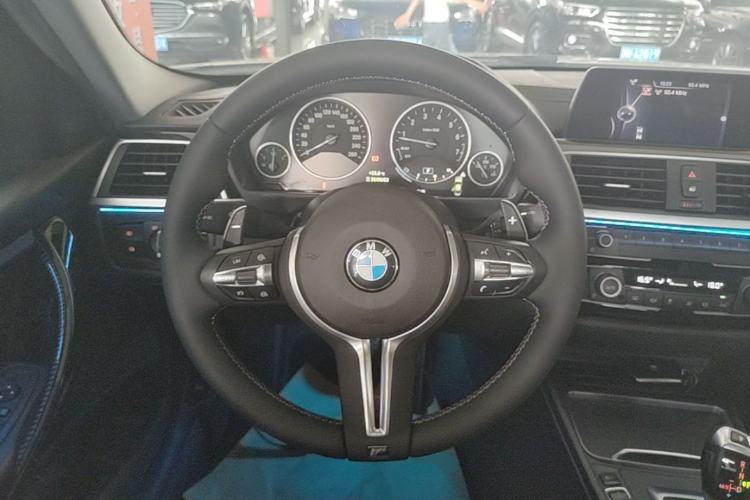 Used BMW 3 Series 2018 320Li Fashion Model Steering Wheel