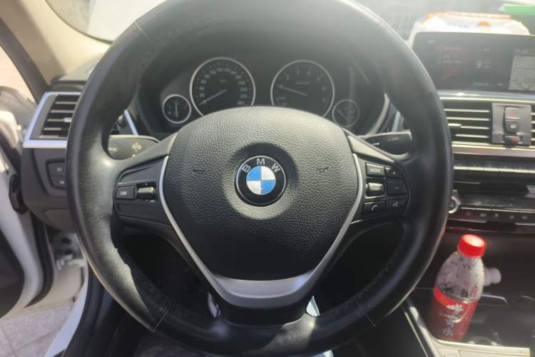 Used BMW 3 Series 2018 320Li Fashion Model Steering Wheel