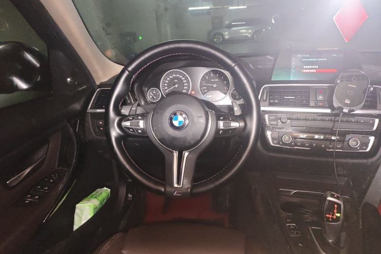 Used BMW 3 Series 2018 320Li Fashion Model Steering Wheel