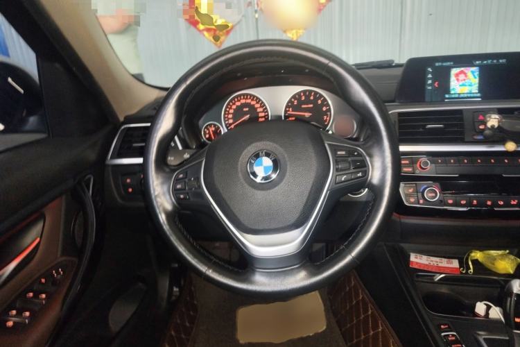 Used BMW 3 Series 2018 320Li Fashion Model Steering Wheel
