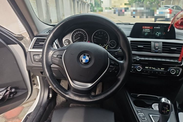 Used BMW 3 Series 2018 318Li Steering Wheel