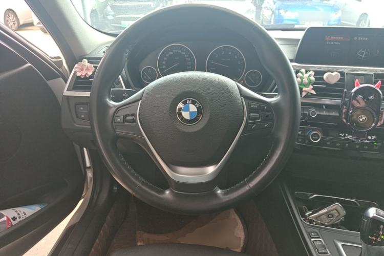 Used BMW 3 Series 2018 320Li xDrive Fashion Model Steering Wheel