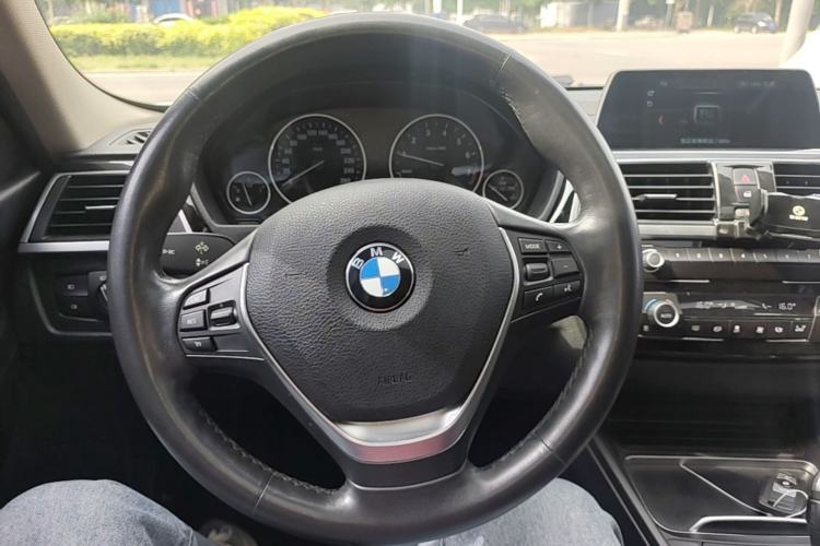 Used BMW 3 Series 2018 320Li xDrive Fashion Model Steering Wheel