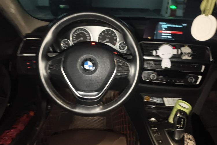 Used BMW 3 Series 2018 320Li Fashion Model Steering Wheel