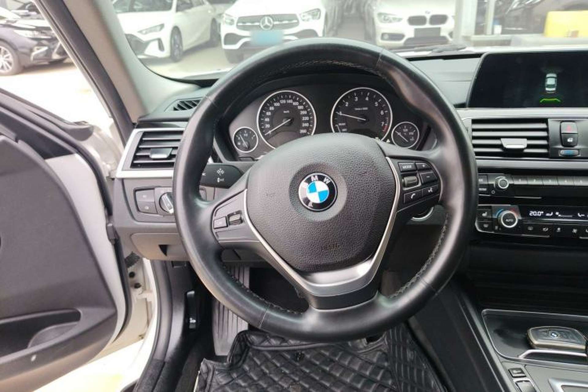 Used BMW 3 Series 2018 320Li Fashion Model Steering Wheel