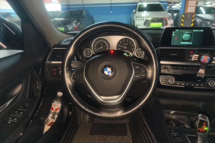 Used BMW 3 Series 2018 320Li Fashion Model Steering Wheel