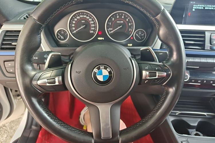 Used BMW 3 Series 2018 320i M Sport Package Steering Wheel