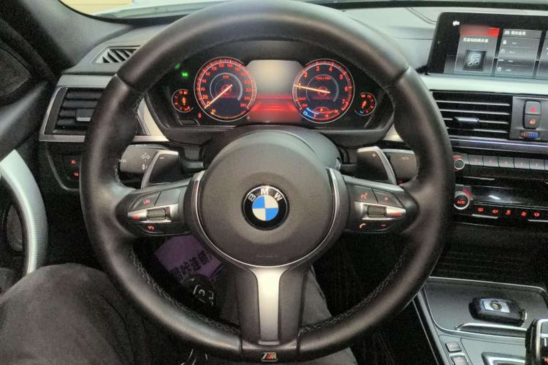 Used BMW 3 Series 2018 320i M Sport Night Edition Steering Wheel