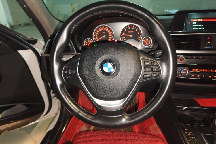 Used BMW 3 Series 2018 320Li Fashion Model Steering Wheel