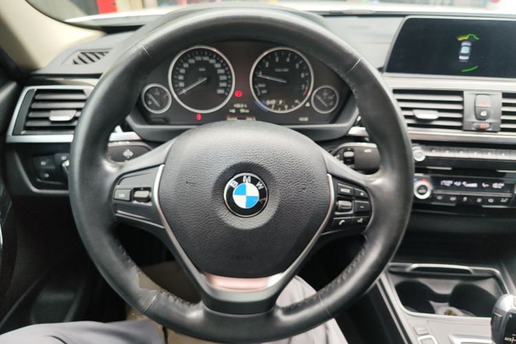 Used BMW 3 Series 2018 320Li Fashion Model Steering Wheel