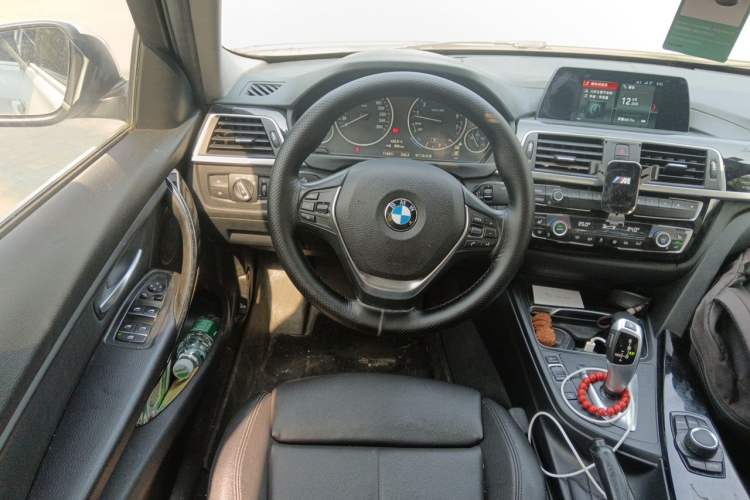 Used BMW 3 Series 2018 320Li Fashion Model Steering Wheel