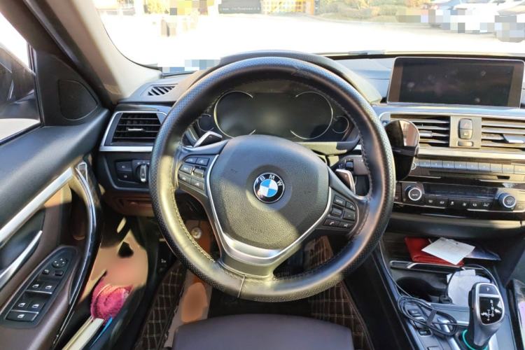 Used BMW 3 Series 2018 320Li Leading Luxury Package Steering Wheel