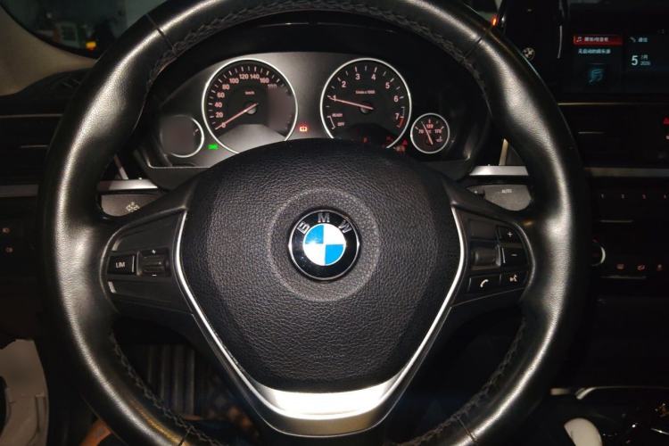 Used BMW 3 Series 2018 320Li Fashion Model Steering Wheel