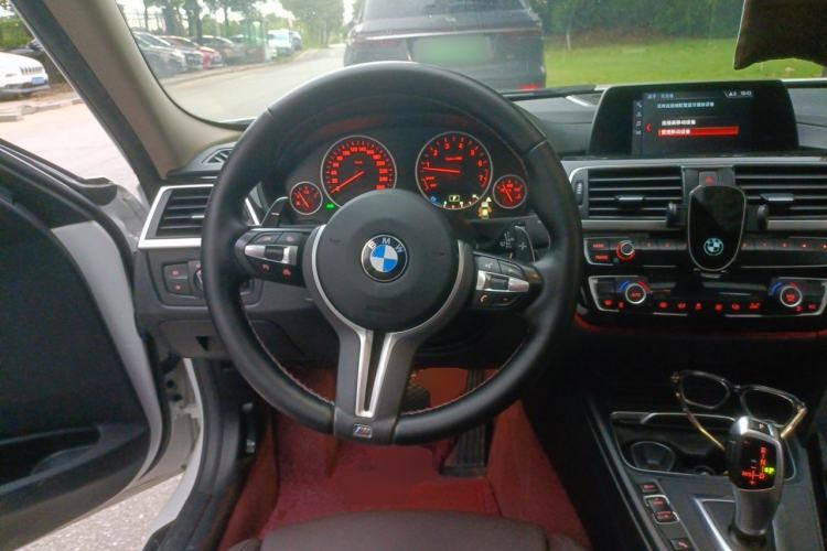 Used BMW 3 Series 2018 320Li Fashion Model Steering Wheel