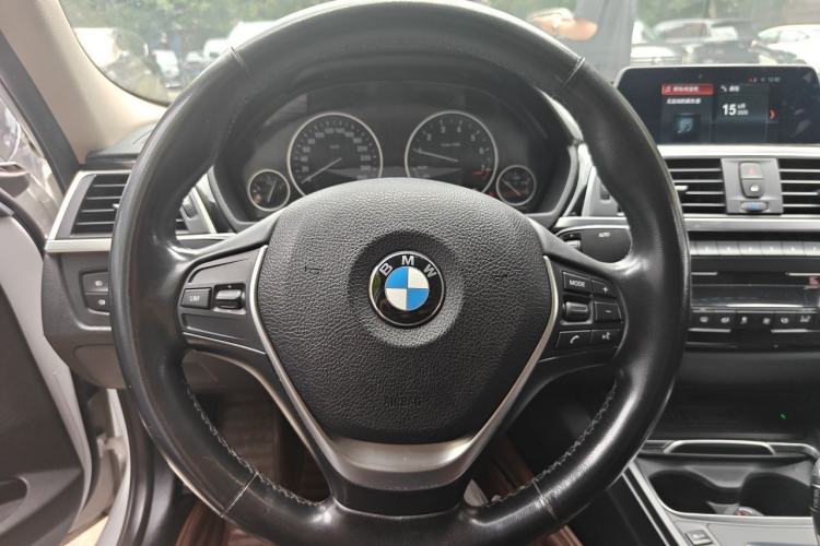 Used BMW 3 Series 2018 320Li Fashion Model Steering Wheel