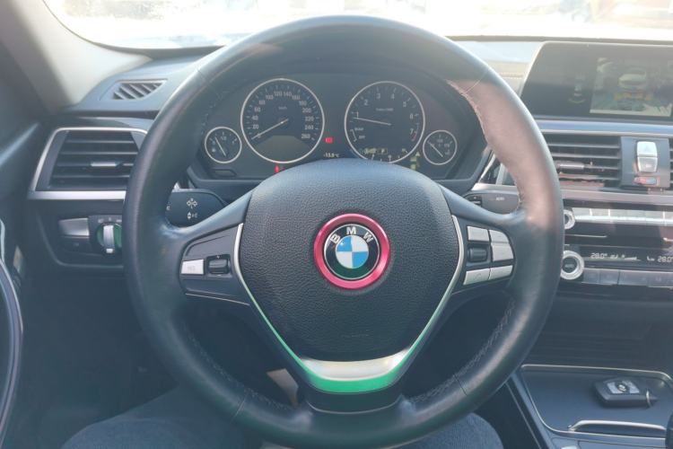 Used BMW 3 Series 2018 320Li xDrive Fashion Model Steering Wheel
