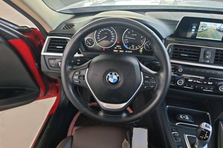 Used BMW 3 Series 2018 320Li Fashion Model Steering Wheel