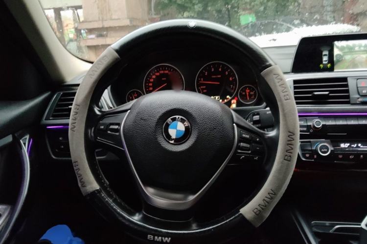 Used BMW 3 Series 2018 320Li Fashion Model Steering Wheel