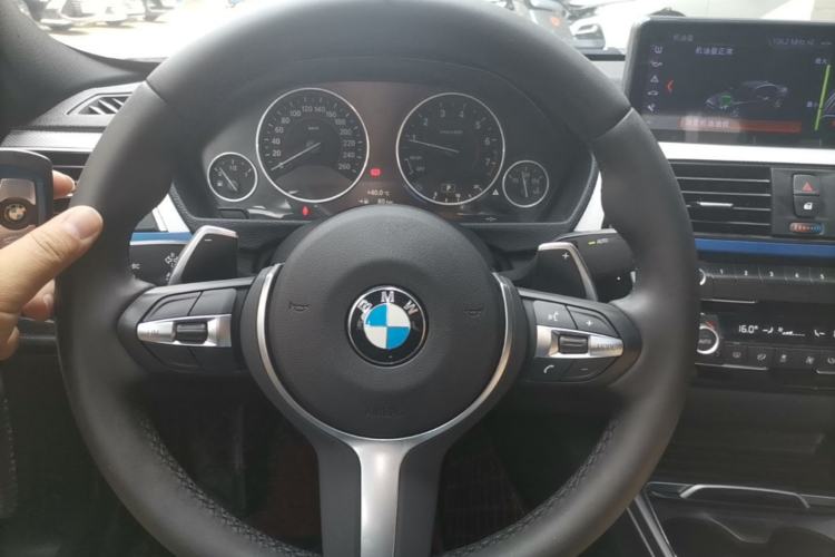 Used BMW 3 Series 2018 320i M Sport Package Steering Wheel