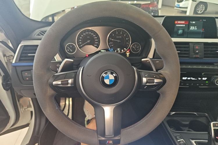 Used BMW 3 Series 2018 320i M Sport Package Steering Wheel