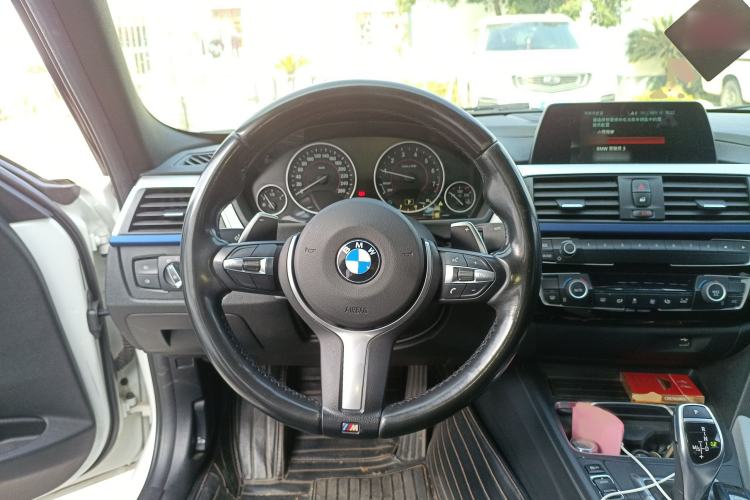 Used BMW 3 Series 2018 320i M Sport Package Steering Wheel