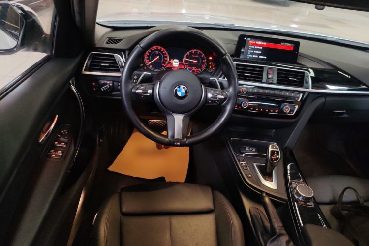 Used BMW 3 Series 2018 320Li Leading Model M Sport Package Steering Wheel