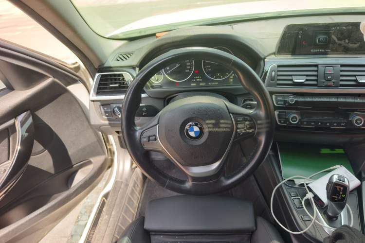 Used BMW 3 Series 2018 318Li Steering Wheel