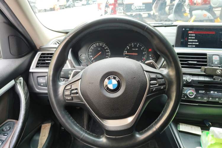 Used BMW 3 Series 2018 320Li Leading Luxury Package Steering Wheel