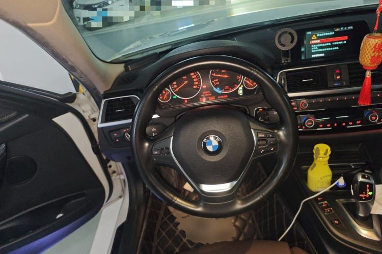 Used BMW 3 Series 2018 320Li Fashion Model Steering Wheel
