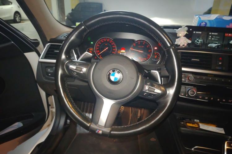 Used BMW 3 Series 2018 320Li Leading Model M Sport Package Steering Wheel