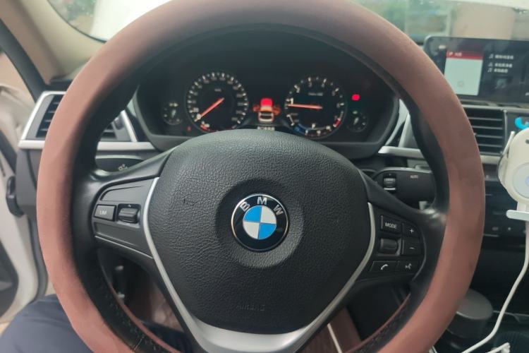Used BMW 3 Series 2018 320Li Leading Luxury Package Steering Wheel