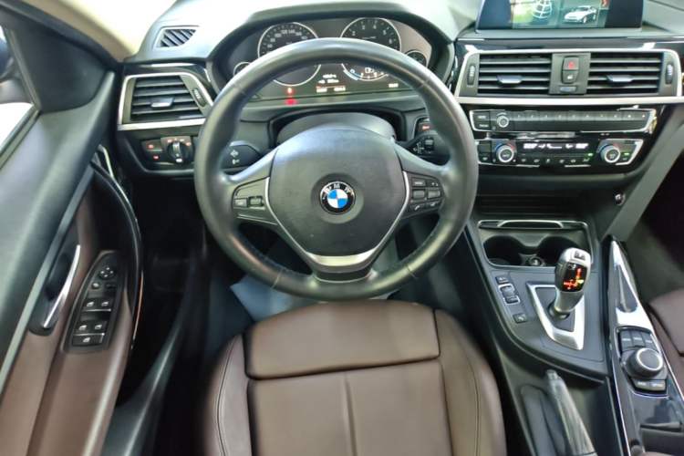 Used BMW 3 Series 2018 320Li Fashion Model Steering Wheel