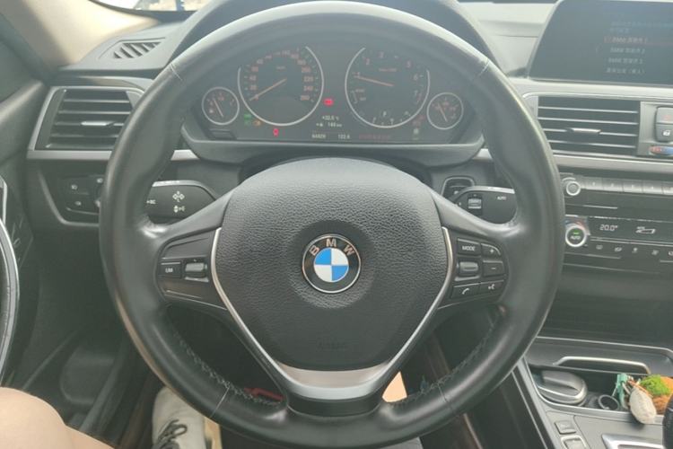 Used BMW 3 Series 2018 320Li Fashion Model Steering Wheel