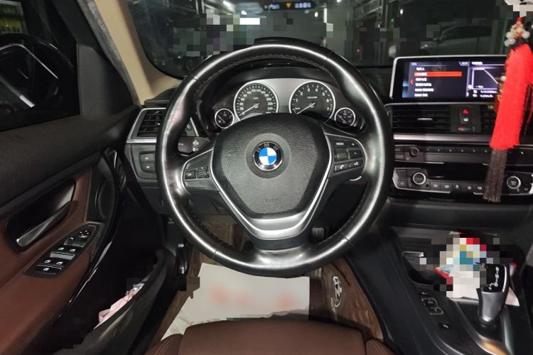 Used BMW 3 Series 2018 320Li Fashion Model Steering Wheel
