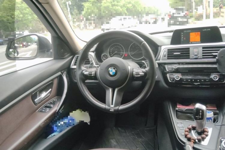 Used BMW 3 Series 2018 320Li Fashion Model Steering Wheel