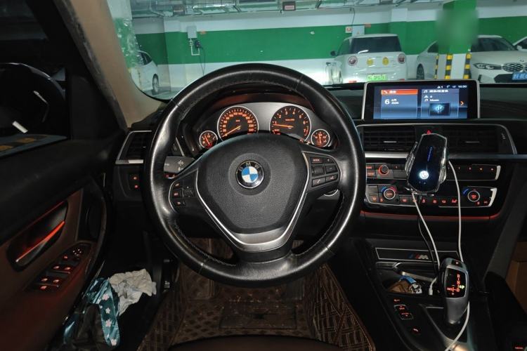 Used BMW 3 Series 2018 320Li Fashion Model Steering Wheel