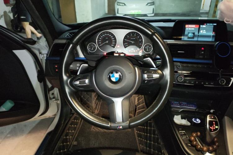 Used BMW 3 Series 2018 320i M Sport Package Steering Wheel
