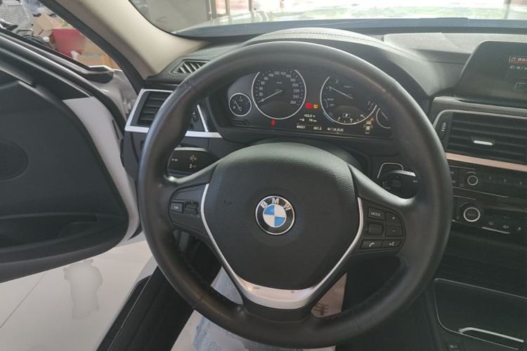 Used BMW 3 Series 2018 318Li Steering Wheel