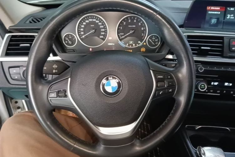 Used BMW 3 Series 2018 320Li Fashion Model Steering Wheel