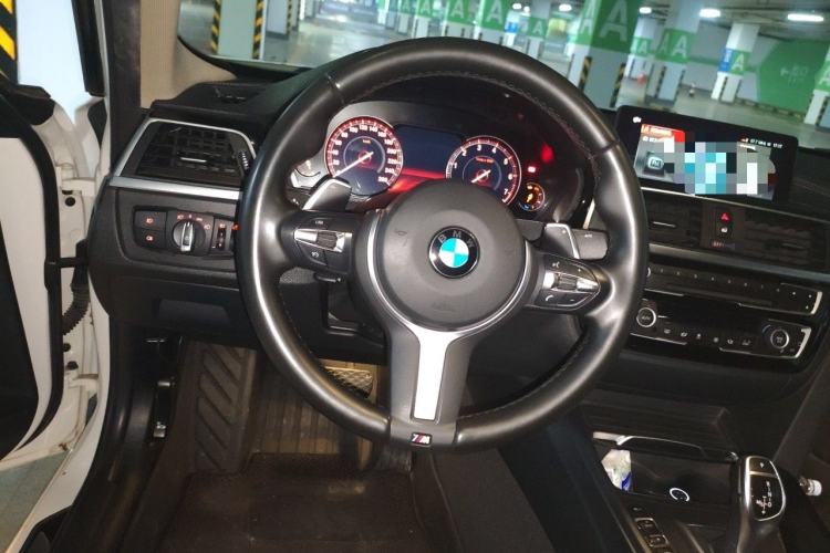 Used BMW 3 Series 2018 320Li Leading Model M Sport Package Steering Wheel