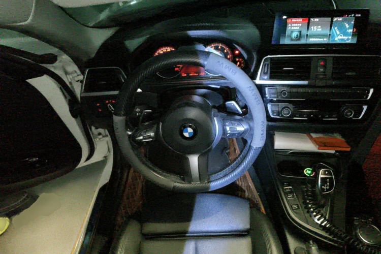 Used BMW 3 Series 2018 320Li Leading Model M Sport Package Steering Wheel