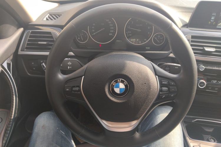 Used BMW 3 Series 2018 320Li Fashion Model Steering Wheel
